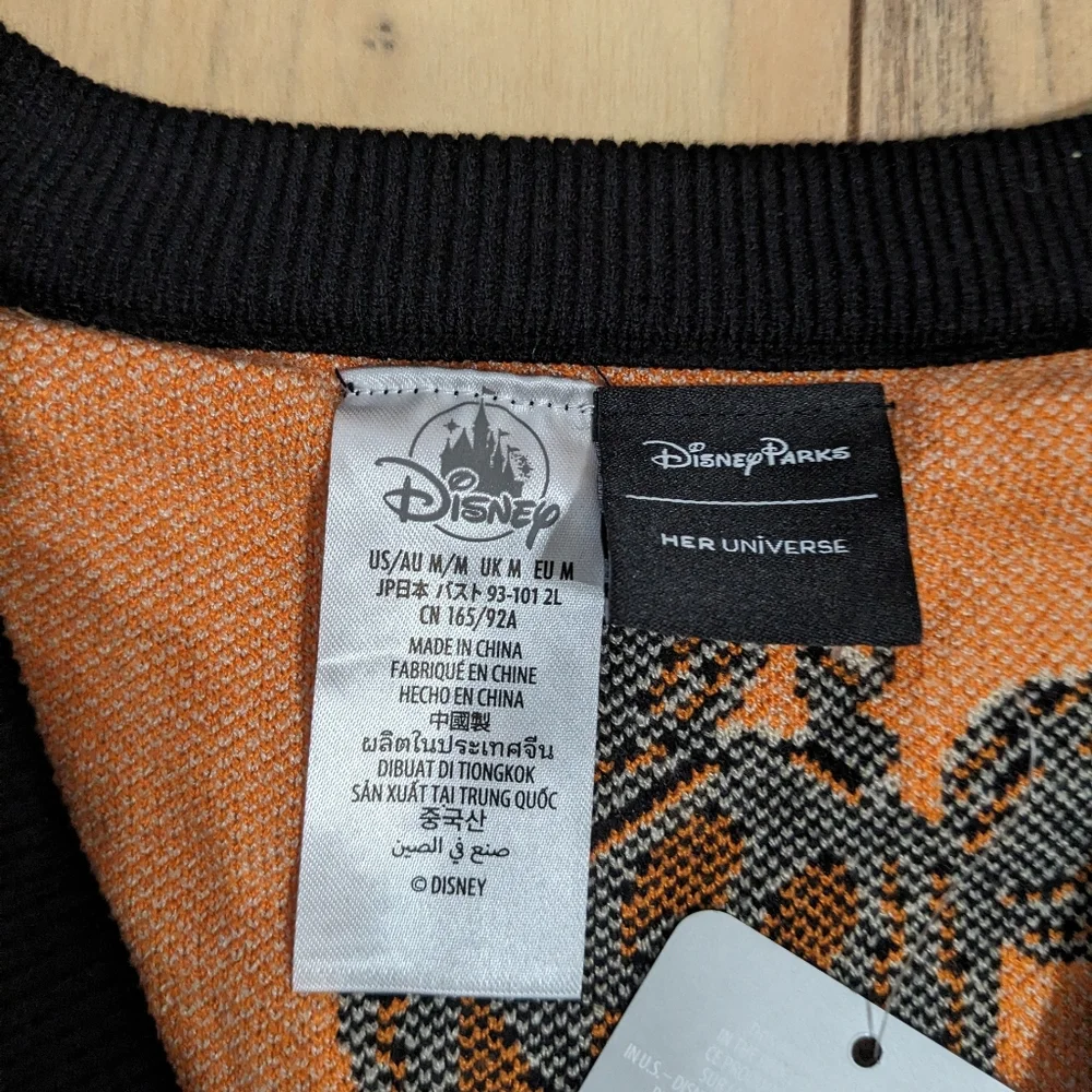 NWT! Disney Parks Her Universe Halloween Mickey Mouse Pumpkin Ribbon Cardigan M - Picture 5 of 16